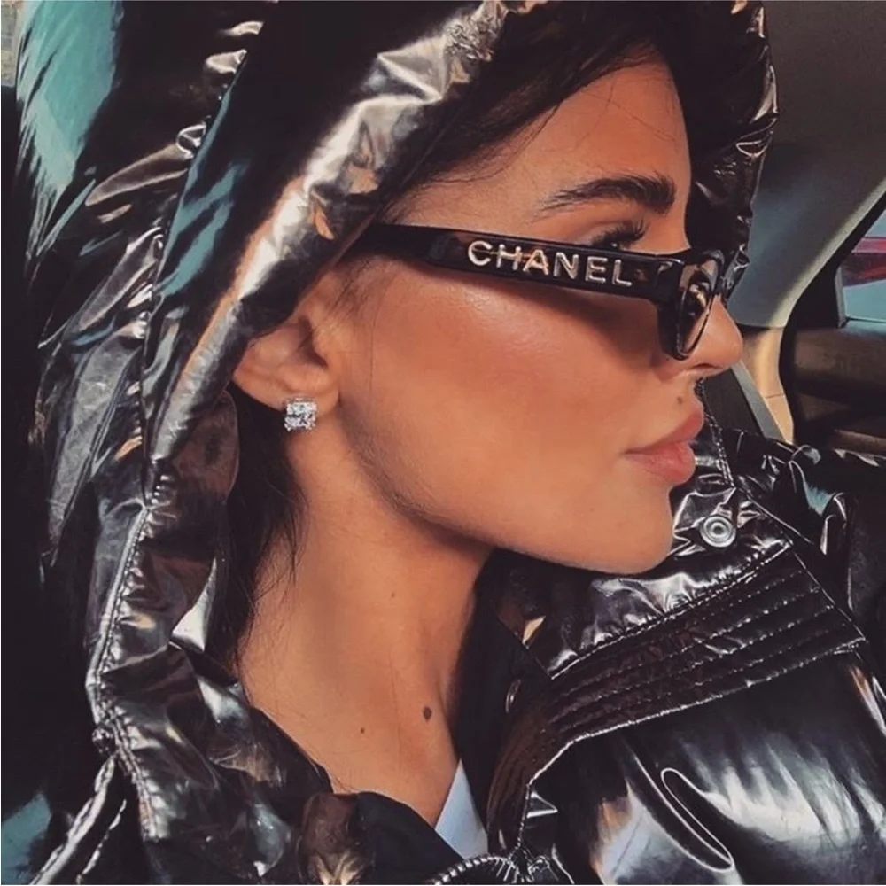 New Rare CHANEL Sunglasses Rectangle A71280